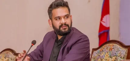 मेयर शाहले आक्रोशित हुँदै लेखे “तिमीहरूलाई टुकुचामा गाडिदिन्छु”