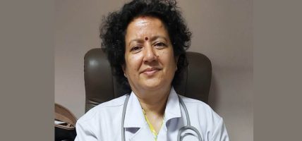 थापाथली प्रसूति तथा स्त्री रोग अस्पताल विकास समितिको अध्यक्षमा डा. सरोजा कार्की पाण्डे