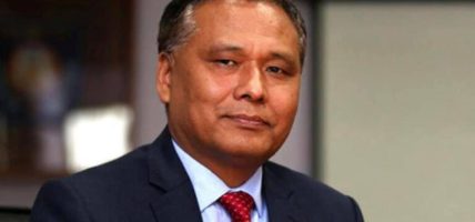 कुलमान घिसिङ बर्खास्त, प्राधिकरणको कार्यकारी निर्देशकमा हितेन्द्रदेव शाक्य नियुक्त