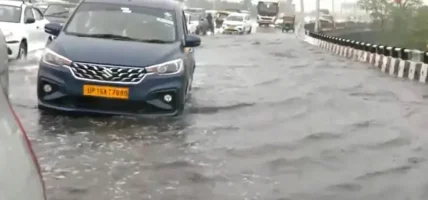 दिल्लीमा वर्षा र चट्याङ  ११ जनाको मृत्यु, ३ उडान रद्द