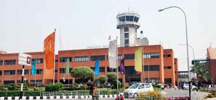 एक किलोभन्दा बढी सुनसहित एक भारतीय नागरिक पक्राउ