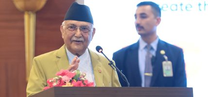 समयमा विवाह गरेर ३० वर्षभित्र ३ सन्तान जन्माउनु: प्रधानमन्त्री ओली