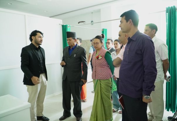 बुढानीलकण्ठका नगर प्रमुख–उपप्रमुखद्वारा पतञ्जलि अस्पतालको स्थलगत अनुगमन