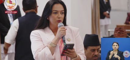 भारत भ्रमणमा सीमा विवाद ओझेलमा परेको खुश्बु ओलीको आरोप